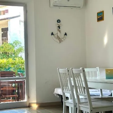 M080 - Marcelli, Mare Trilo Con Giardino *