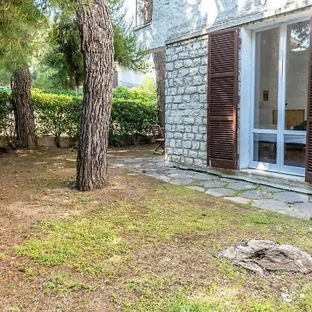 M080 - Marcelli, Mare Trilo Con Giardino Appartamento